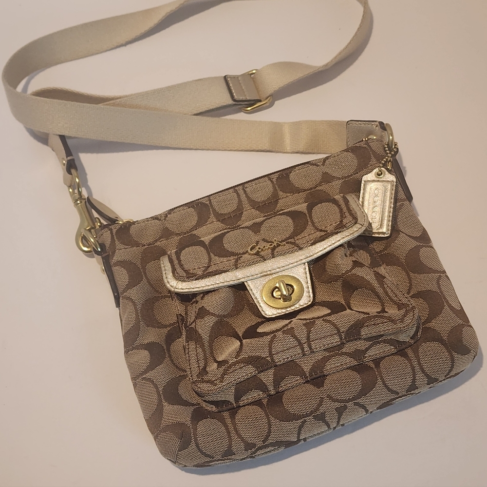 Coach Crossbody with turnlock
